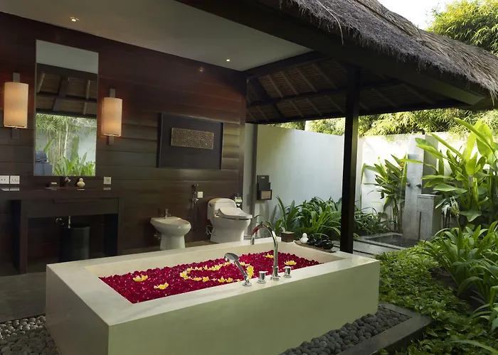 Resort Kayumanis Private & 5*